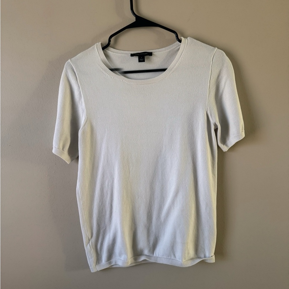 Ann Taylor White Short Sleeve Tee